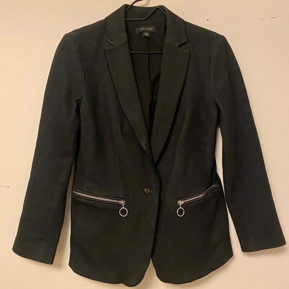 Perfect Ann Taylor Charcoal Rayon/Nylon Knit Blazer w/Zipper Details